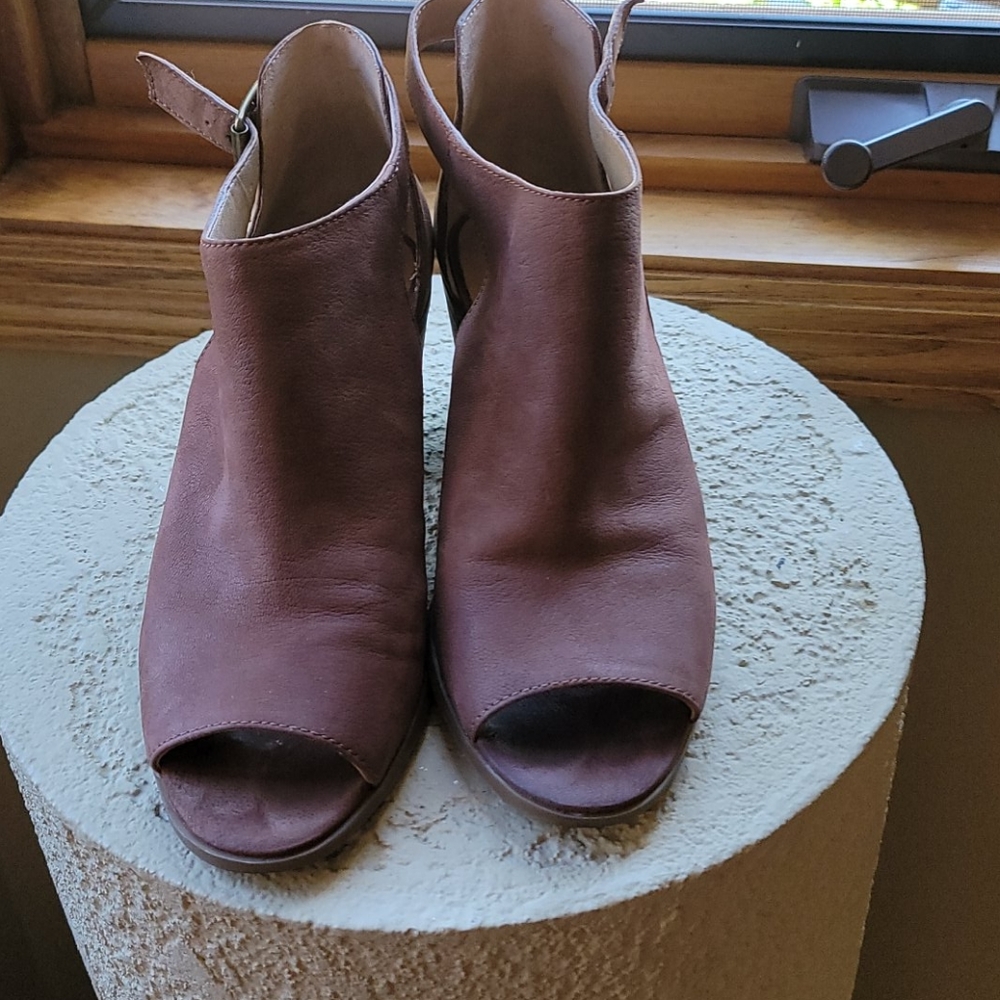 Lucky Brand sandals - Picture 4 of 4